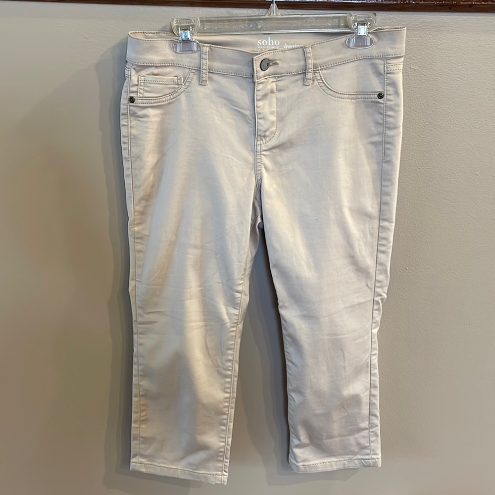 SOHO legging cropped zip button closure neutral cream color zip button closure 8